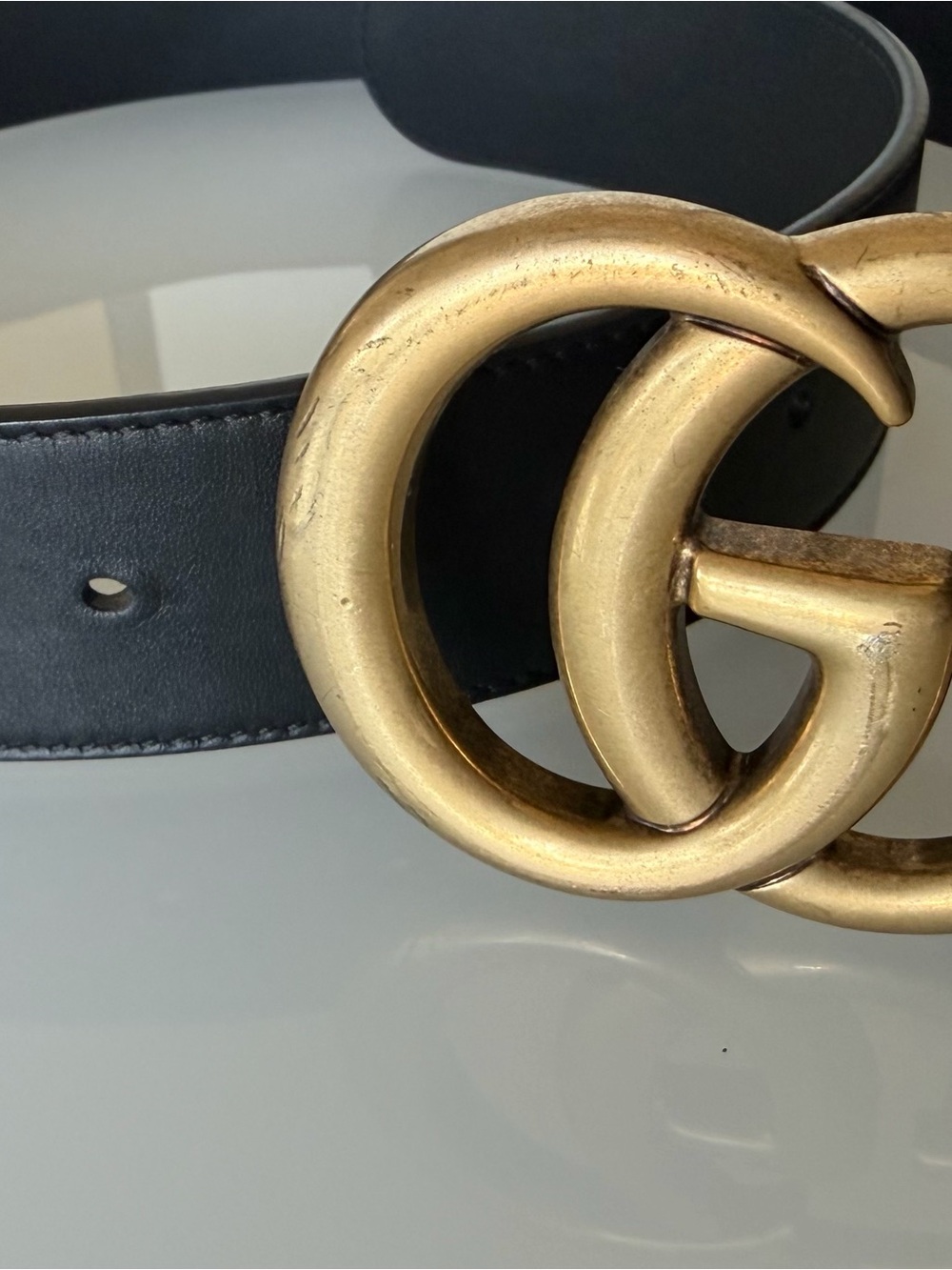 Gucci Black Leather Belt with Gold Double G Buckle - Picture 4 of 6